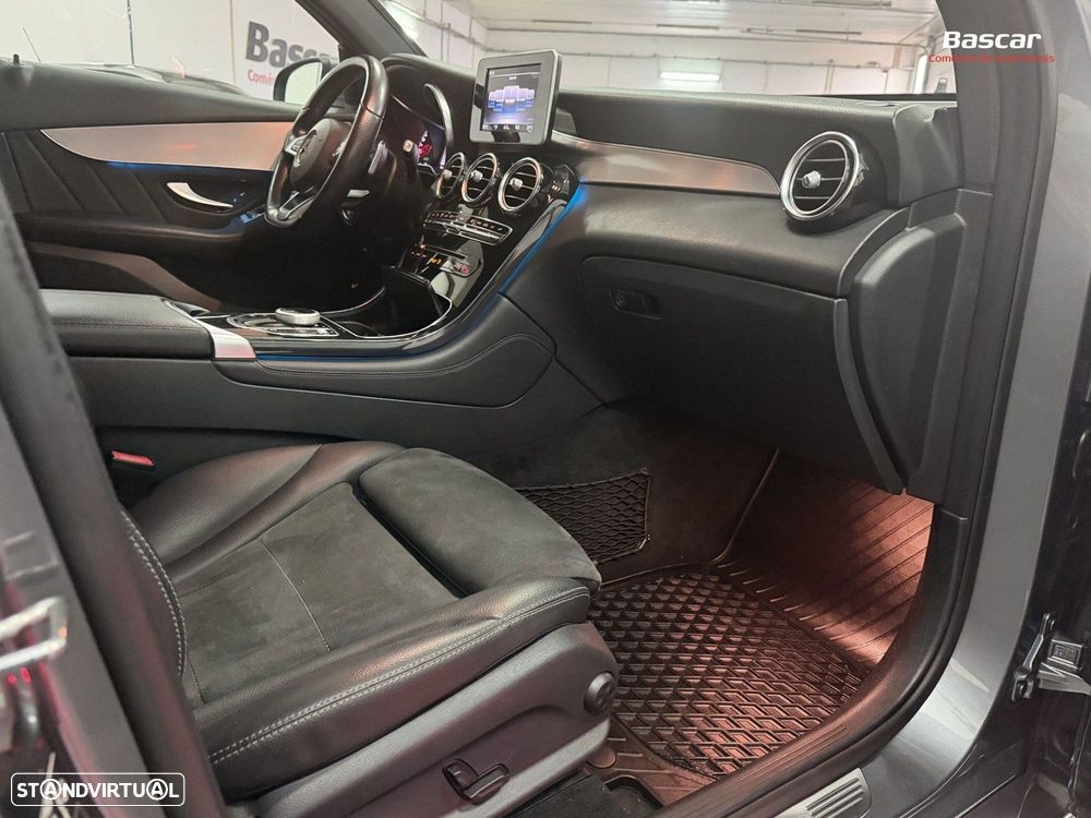 Mercedes-Benz GLC 250 d Coupé AMG Line 4-Matic - 12