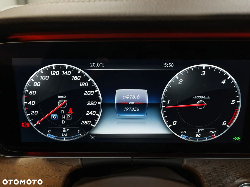 Mercedes-Benz Klasa E 220 d 4-Matic All-Terrain - 25