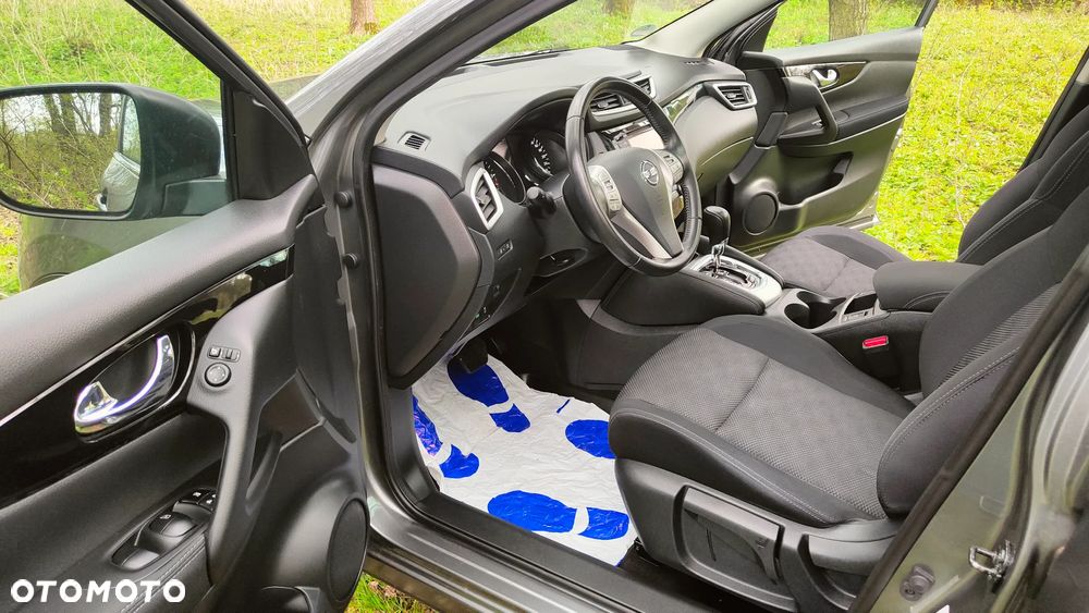 Nissan Qashqai 1.6 DCi Xtronic N-Connecta - 20