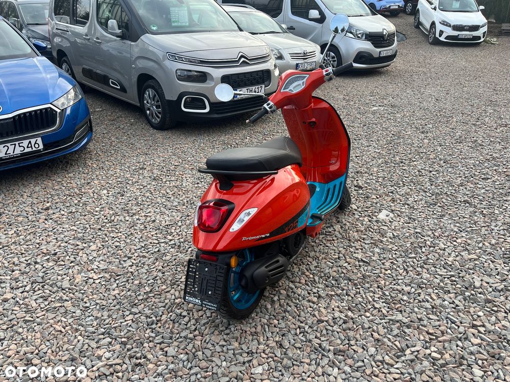 Vespa Primavera - 3