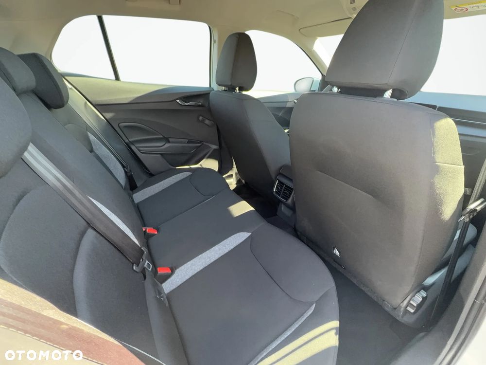 Skoda Fabia 1.0 Essence - 19