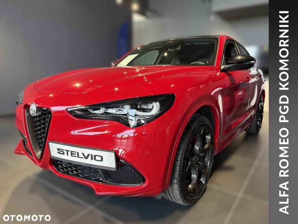 Alfa Romeo Stelvio - 1