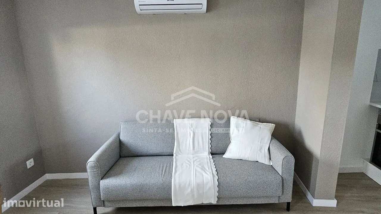 Moradia T2 duplex no Porto (ao Campo 24 de Agosto) - Grande imagem: 5/18