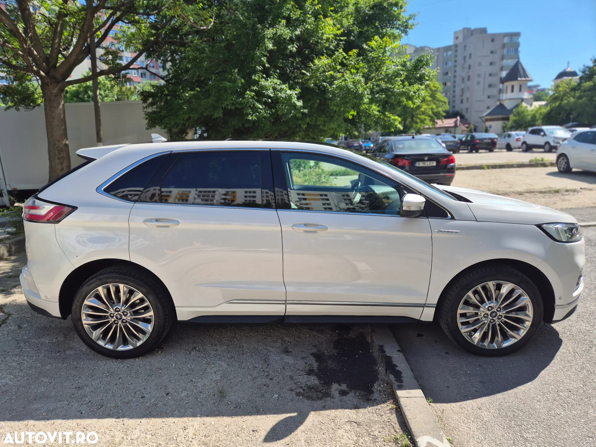 Ford Edge 2.0 Panther A8 AWD Vignale - 3