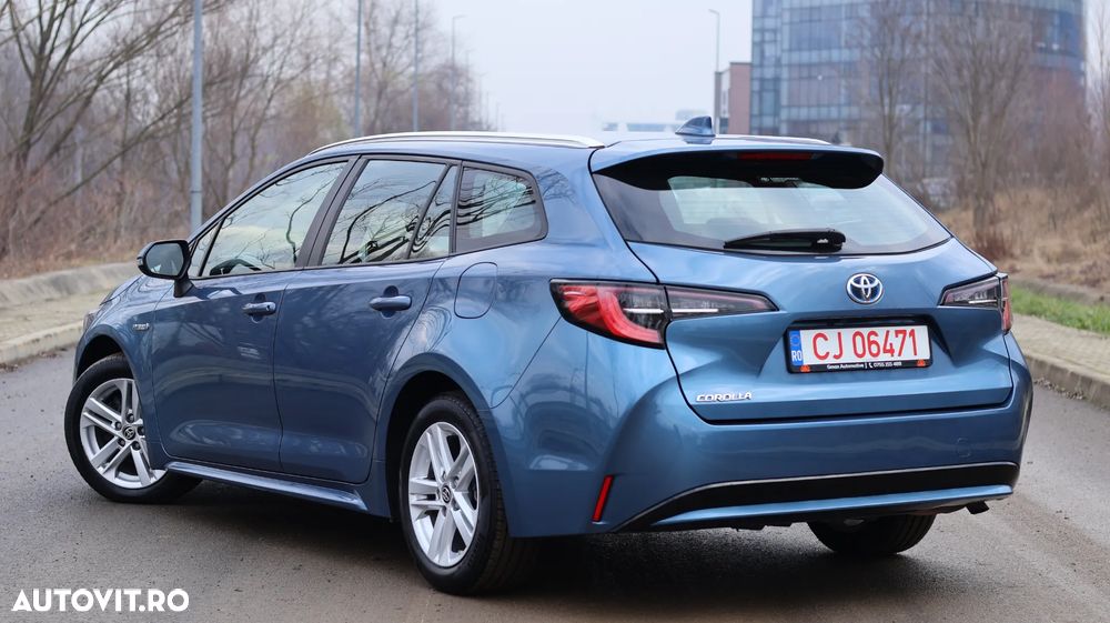 Toyota Corolla 1.8 Hybrid Touring Sports Business Edition - 3