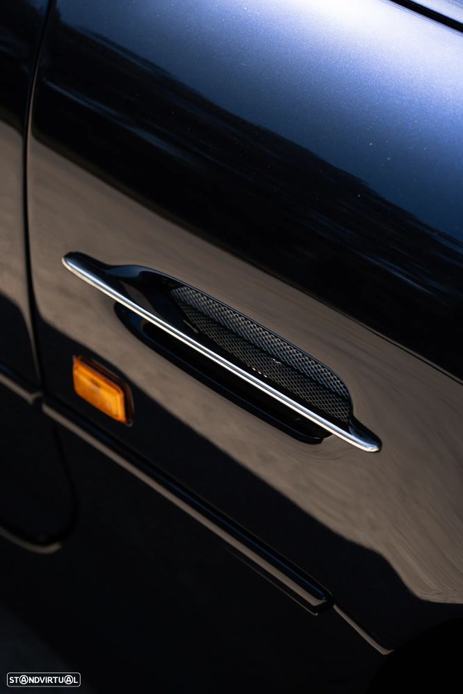 Aston Martin DB7 Vantage Coupé - 5