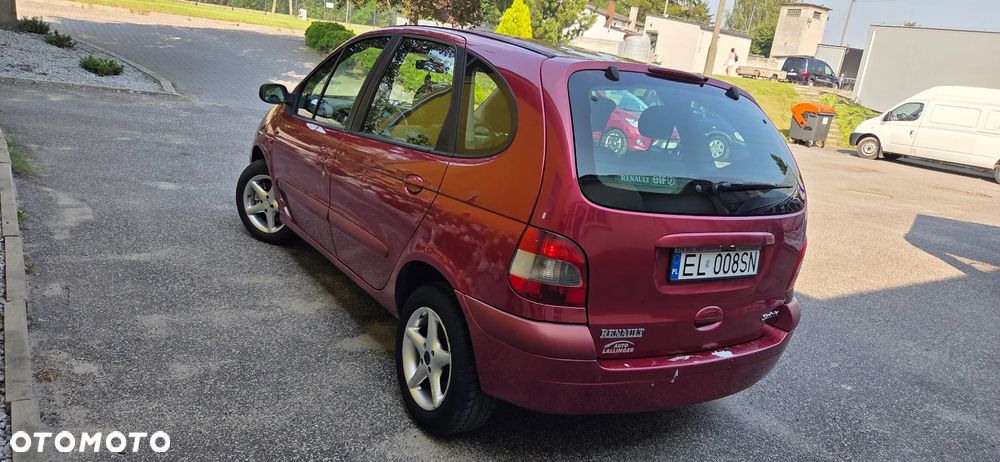 Renault Scenic 1.9 dCi Authentique - 4