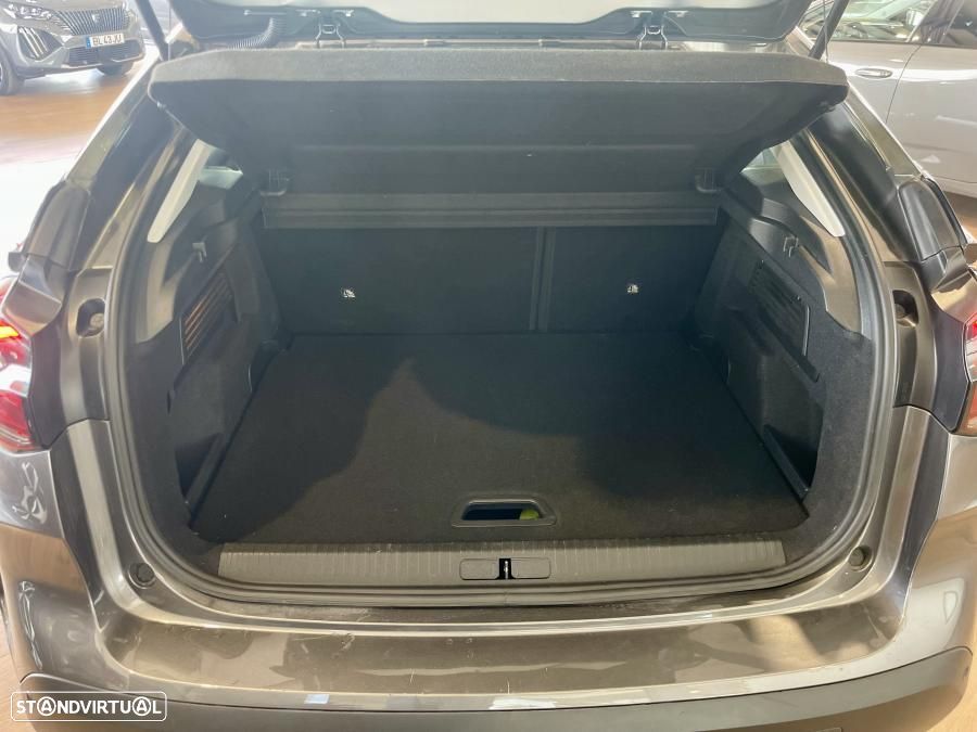 Citroën C4 PureTech 130 Stop&Start FEEL PACK - 32
