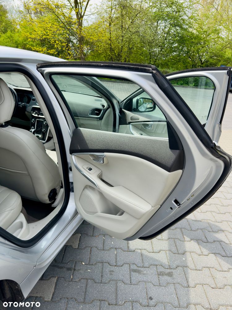 Volvo V40 - 15
