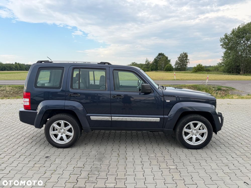 Jeep Cherokee - 5