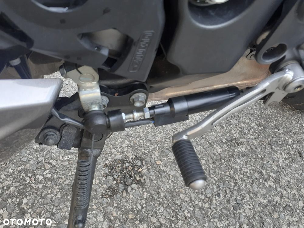 Kawasaki Ninja 1000 SX - 13