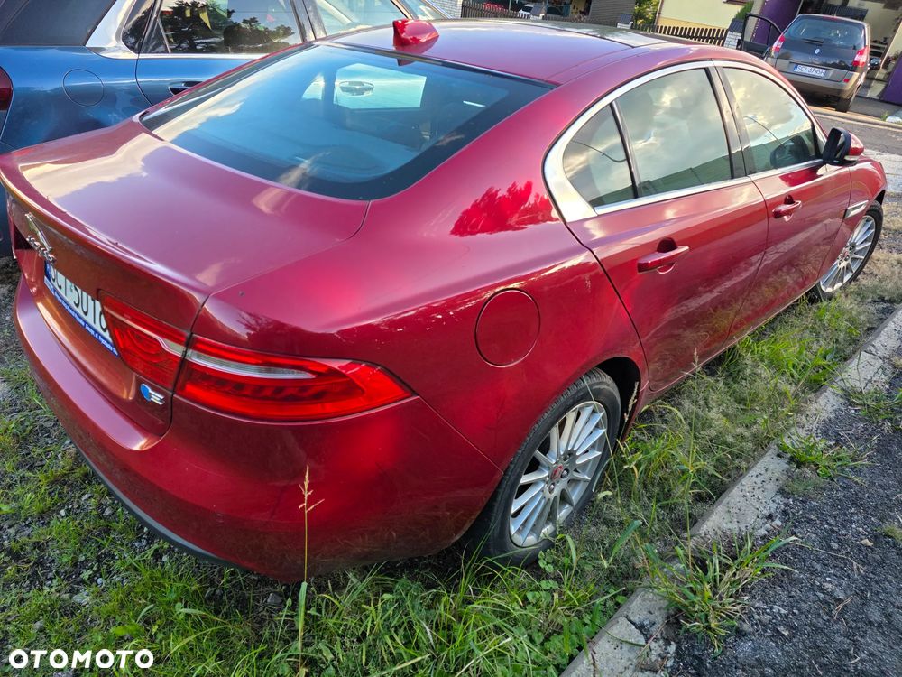 Jaguar XE E-Performance Prestige - 5