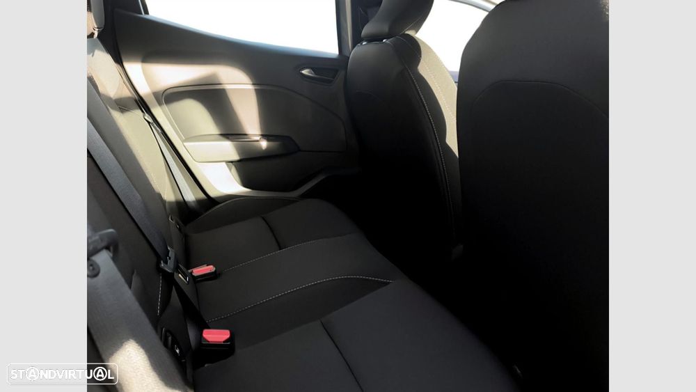 Renault Clio 1.0 TCe Evolution Bi-Fuel - 17