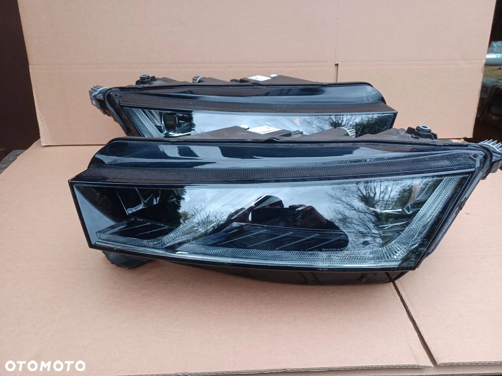 Full led przedni prawy lewy Skoda Octavia IV 4 lampa oryg 5E4 - 2