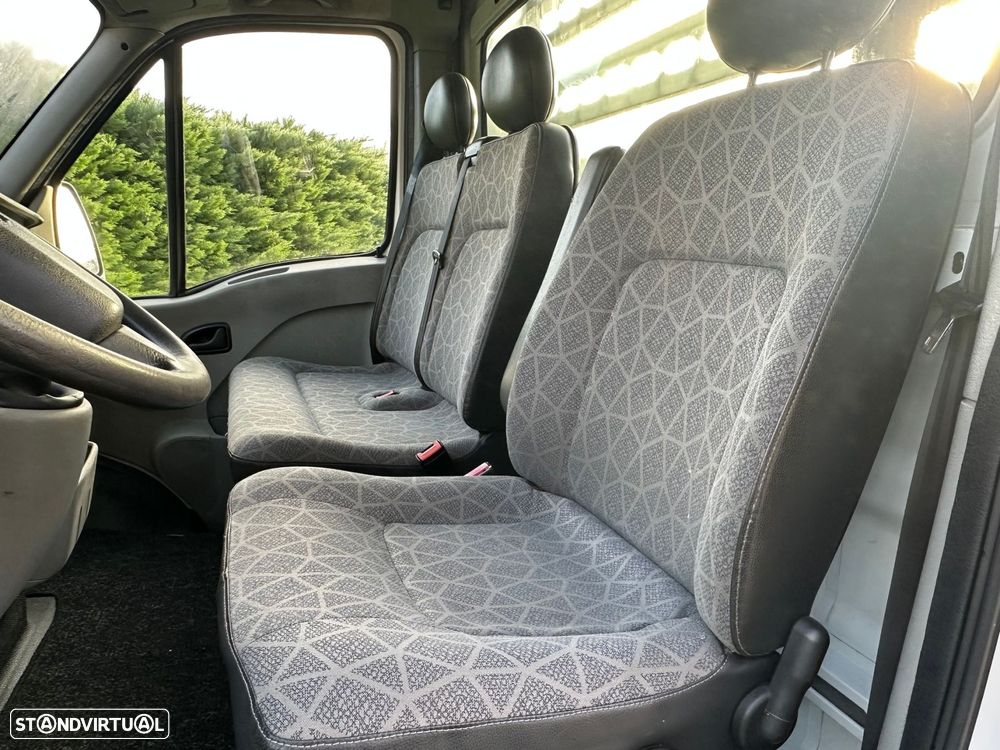 Renault Master 2.5 dCi L3 3.5T 100 - 13