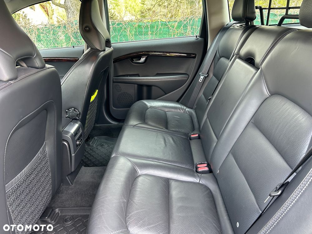 Volvo XC 70 D5 AWD Dynamic Kinetic - 5