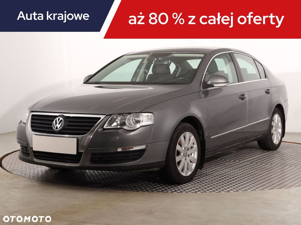 Volkswagen Passat - 3