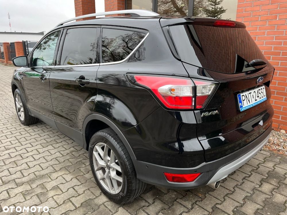 Ford Kuga 1.5 EcoBoost 2x4 Trend - 4