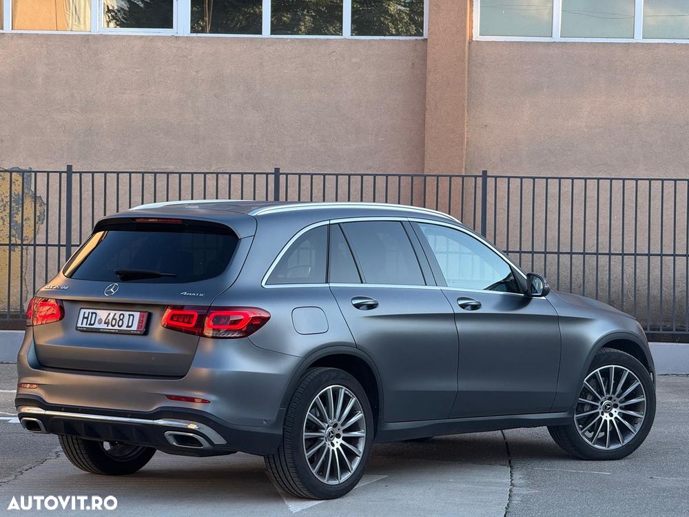 Mercedes-Benz GLC 220 d 4Matic 9G-TRONIC AMG Line Advanced - 4