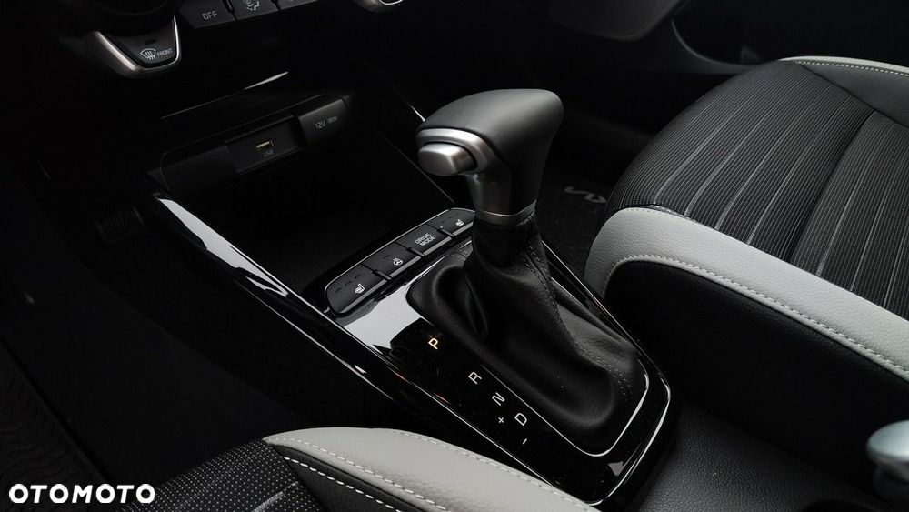 Kia Stonic - 14