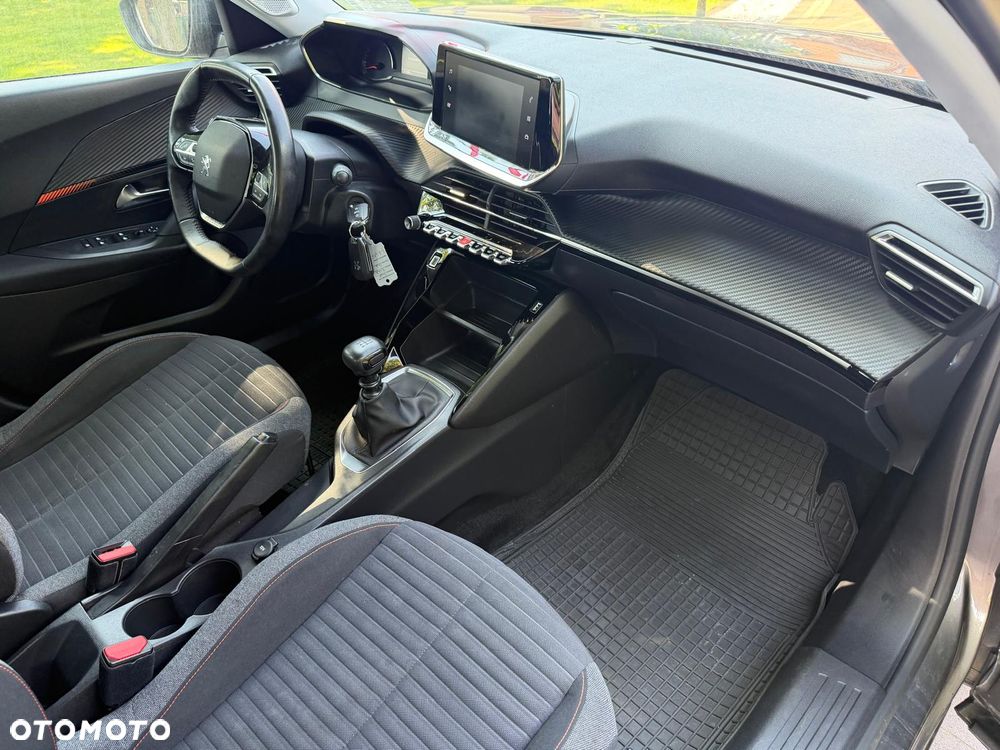 Peugeot 2008 PureTech 100 Active - 12