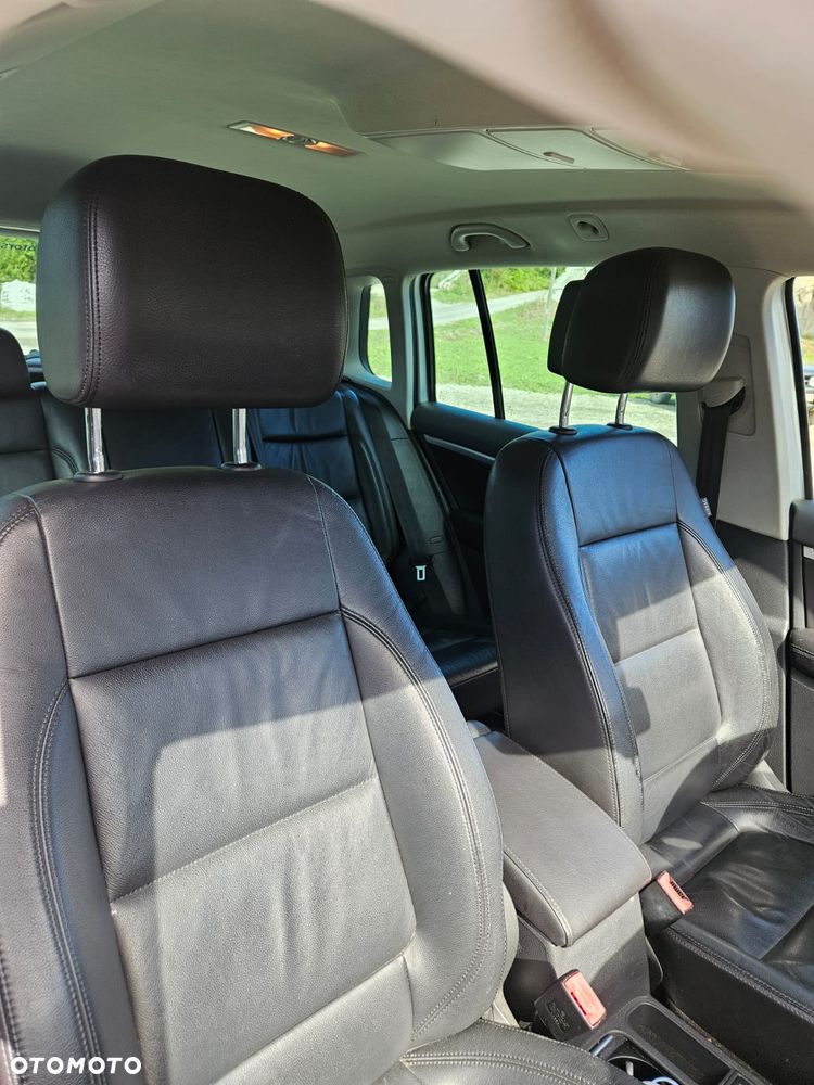 Volkswagen Tiguan - 6