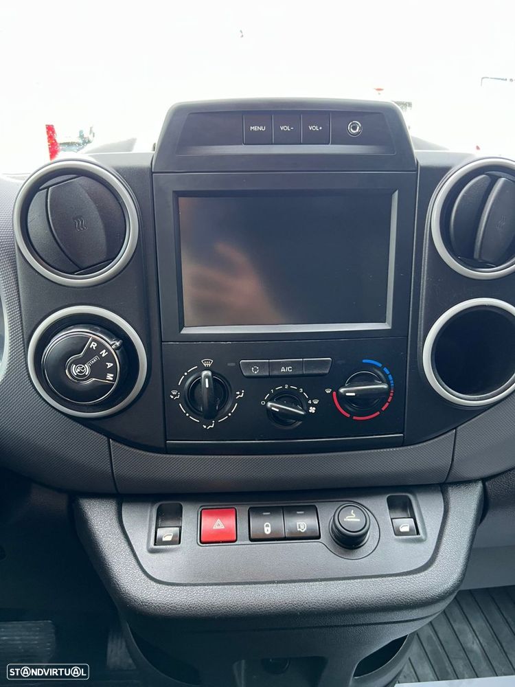 Citroën Berlingo HDI EAT8 - 22