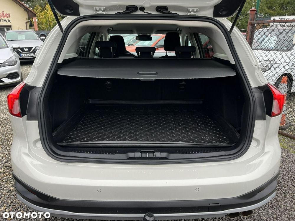 Ford Focus 1.0 EcoBoost Active Business - 35