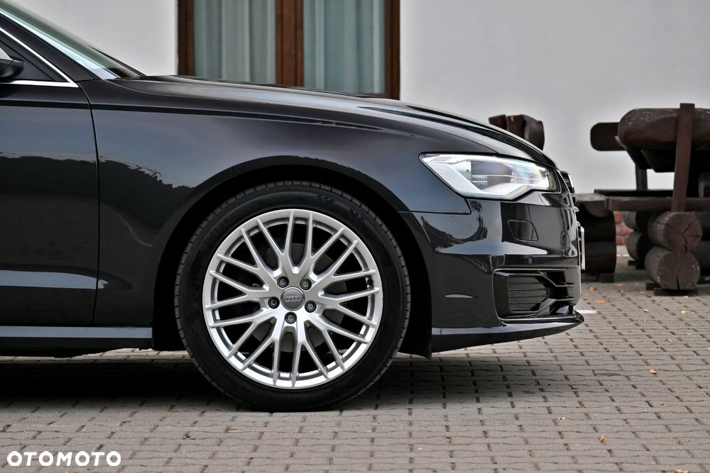 Audi A6 Avant 2.0 TDI Ultra S tronic - 25