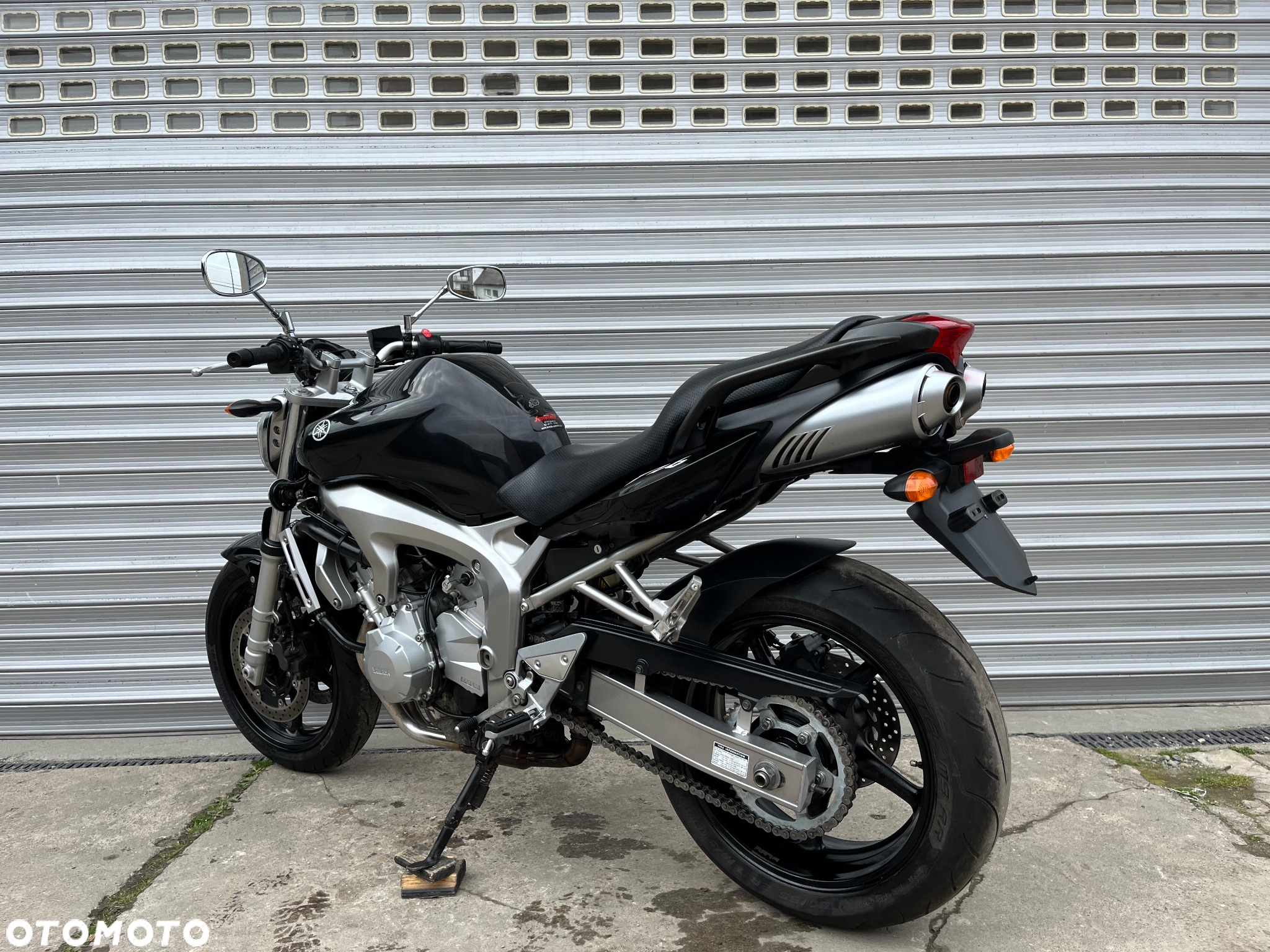 Yamaha FZ6 - 4