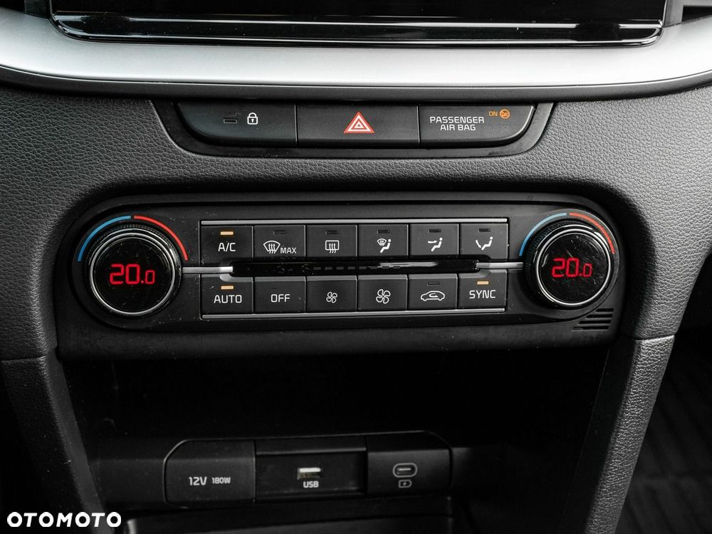 Kia Ceed 1.5 T-GDI M - 16