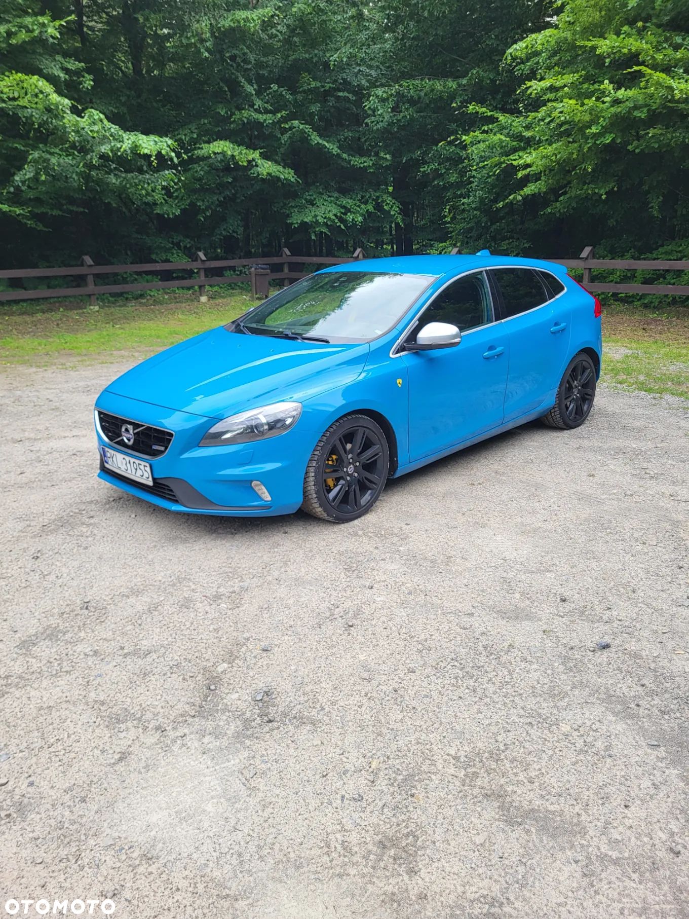 Volvo V40 D2 R-Design - 1