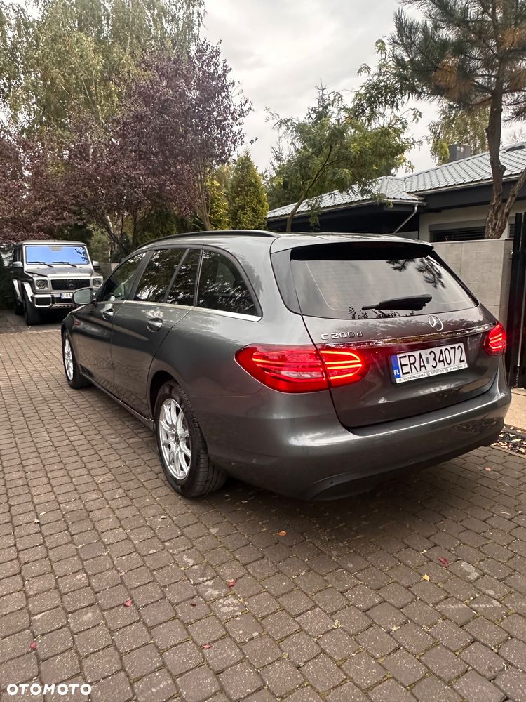 Mercedes-Benz Klasa C 200 d - 25
