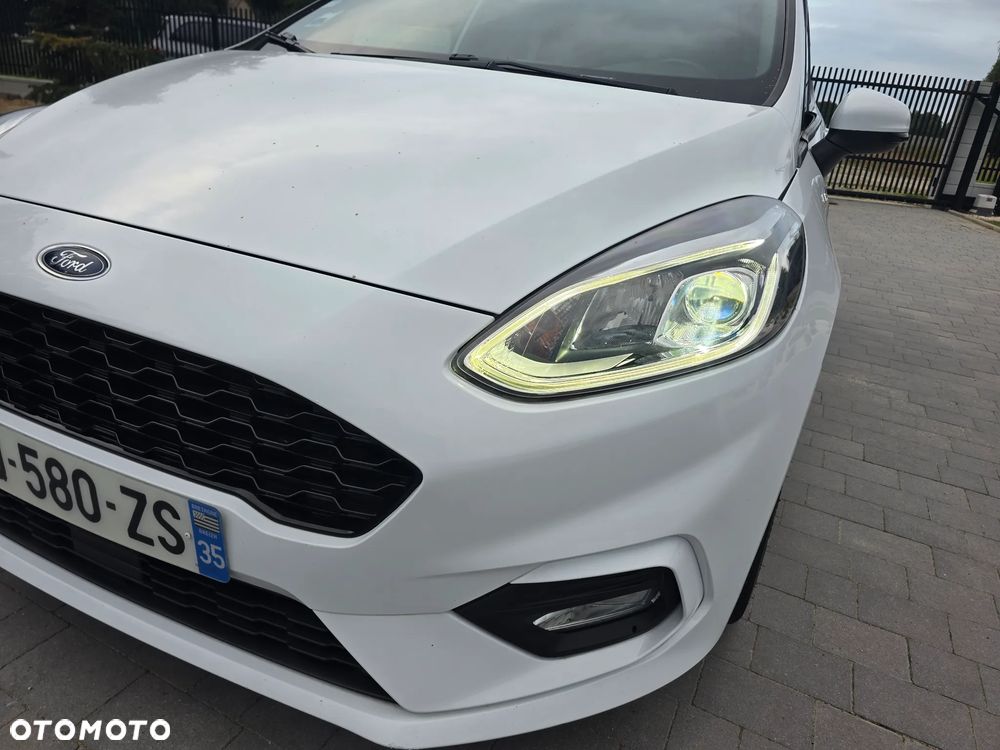 Ford Fiesta 1.0 EcoBoost S&S ST-LINE - 29