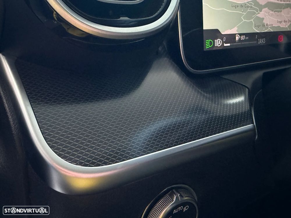 Mercedes-Benz C 220 d AMG Line - 20