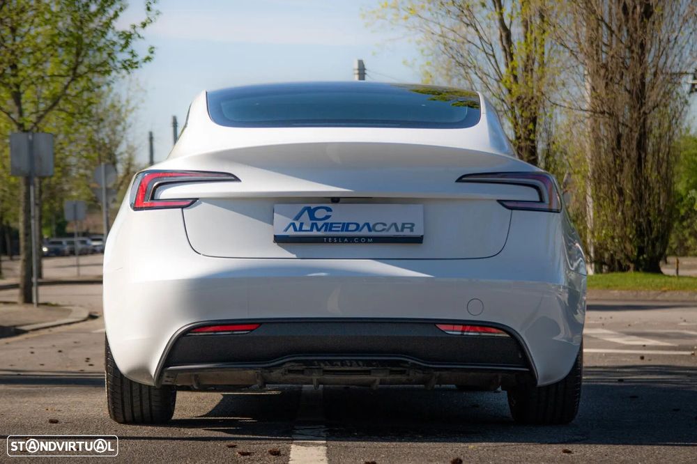 Tesla Model 3 Tração Traseira Premium - 35