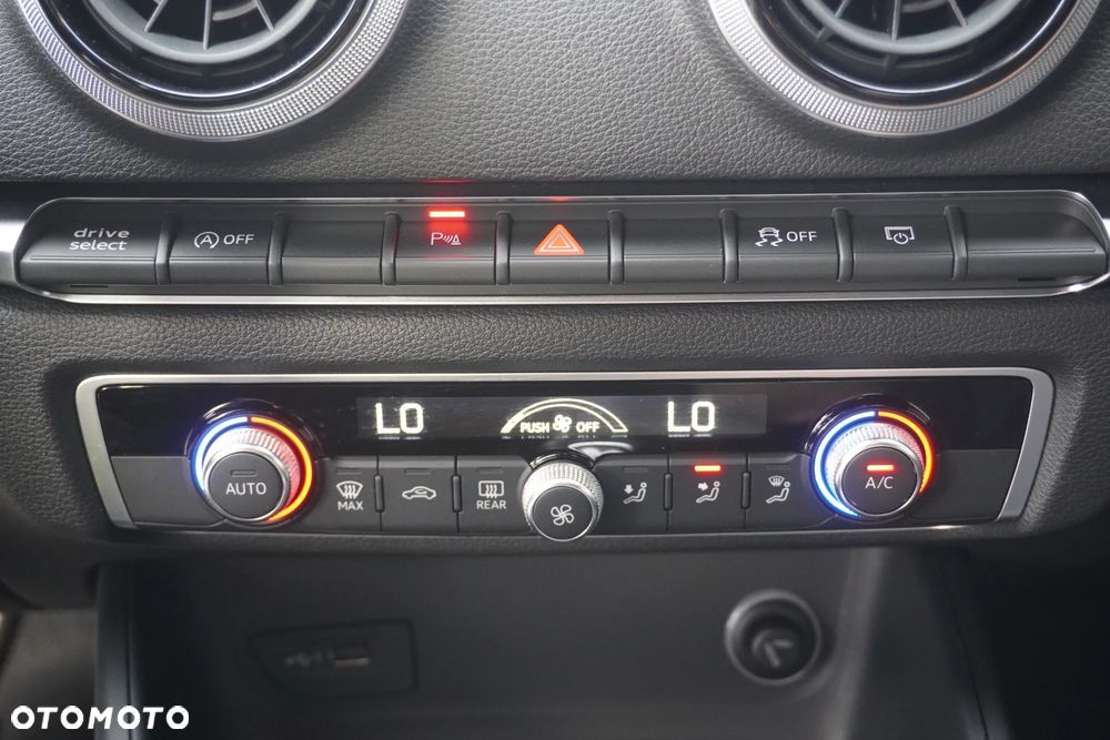 Audi A3 Limousine 2.0 TDI (clean diesel) S tronic S line Sportpaket - 25