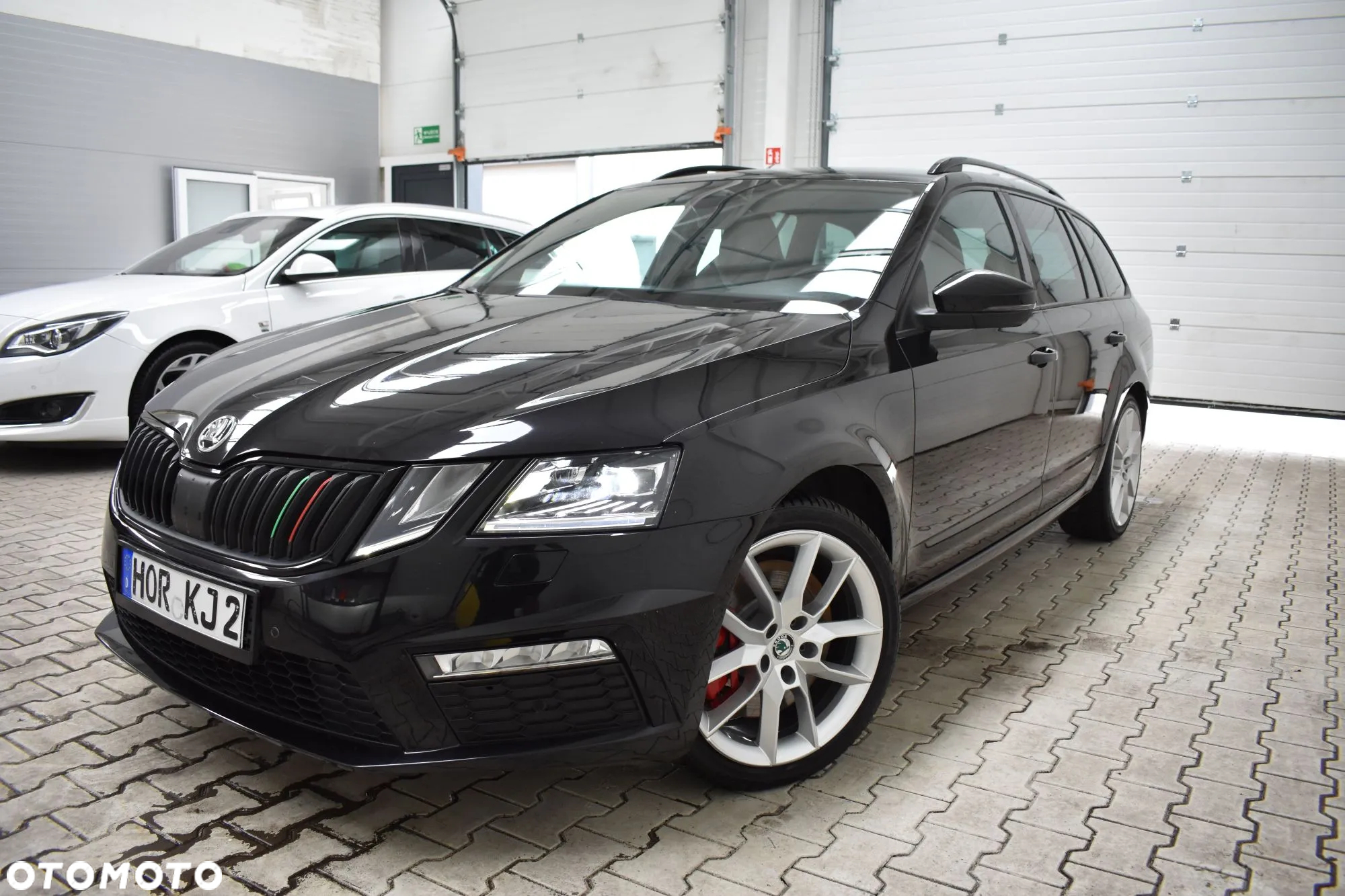 Skoda Octavia Combi 2.0 TSI RS - 5