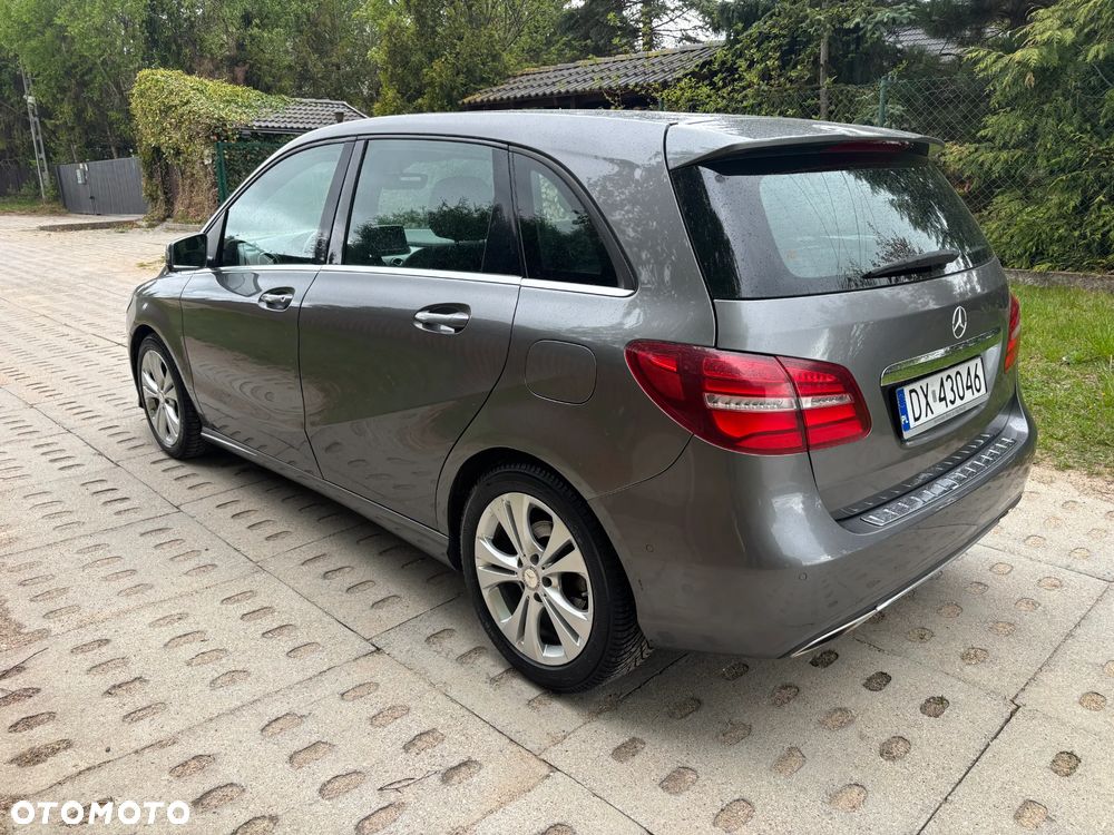 Mercedes-Benz Klasa B 200 7G-DCT - 5