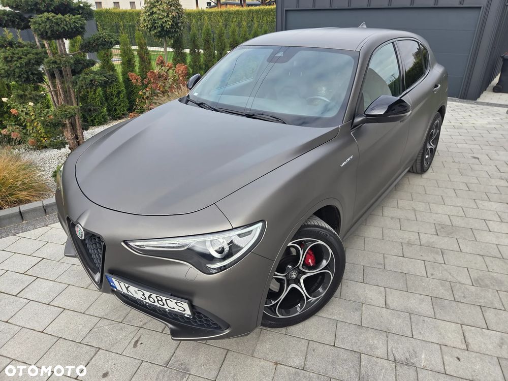 Alfa Romeo Stelvio 2022 photo 2