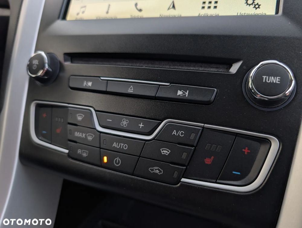 Ford Mondeo - 13