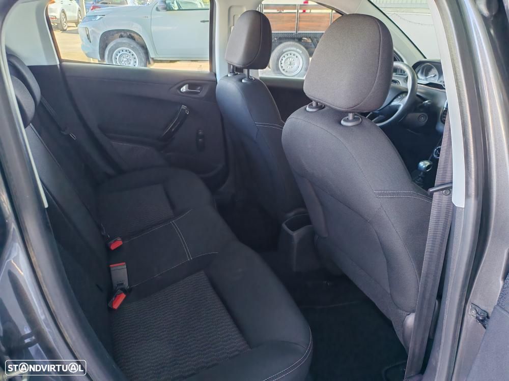Peugeot 208 1.5 BlueHDi Active - 13