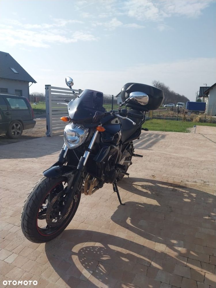 Yamaha FZ6 - 3