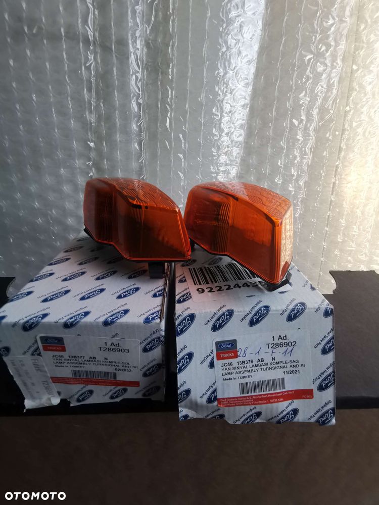T286902 T286901 Kierunkowskaz boczny oryginalny - 2