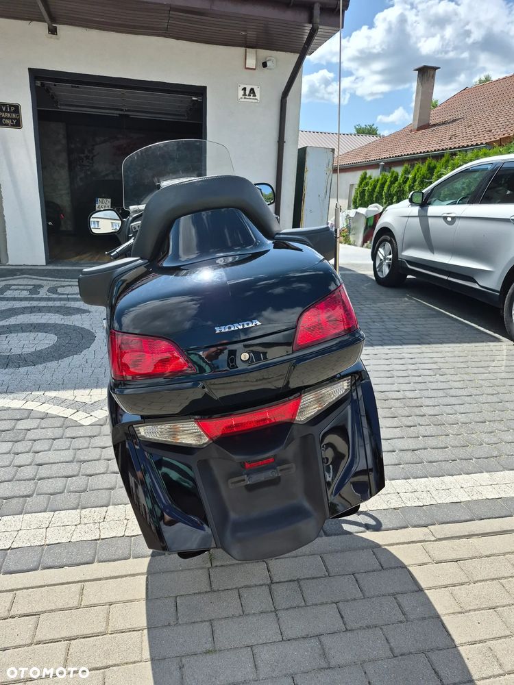 Honda GL - 13