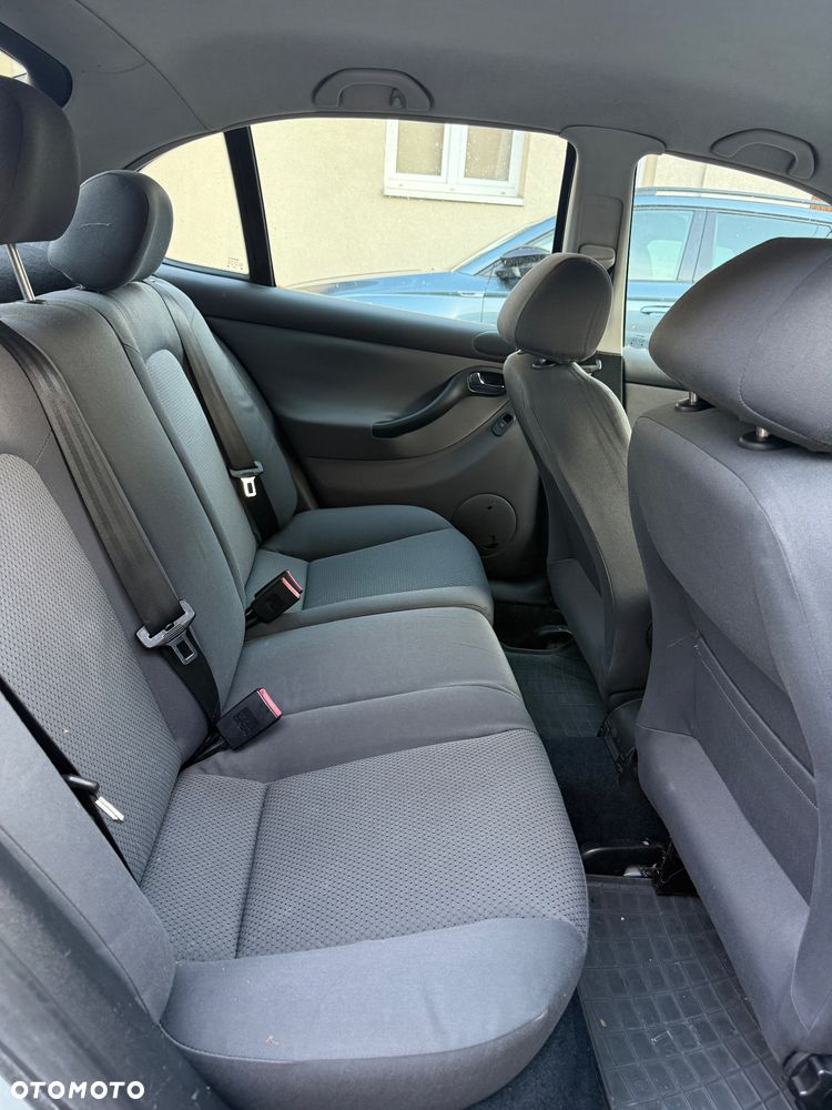 Seat Leon 1.6 Signo - 21