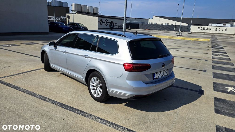 Volkswagen Passat Variant 2.0 TDI EVO Business DSG - 15