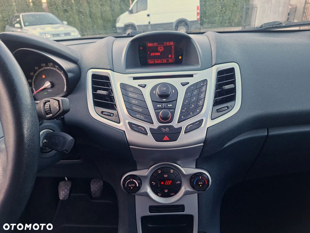 Ford Fiesta 1.25 Ambiente EU5 - 7