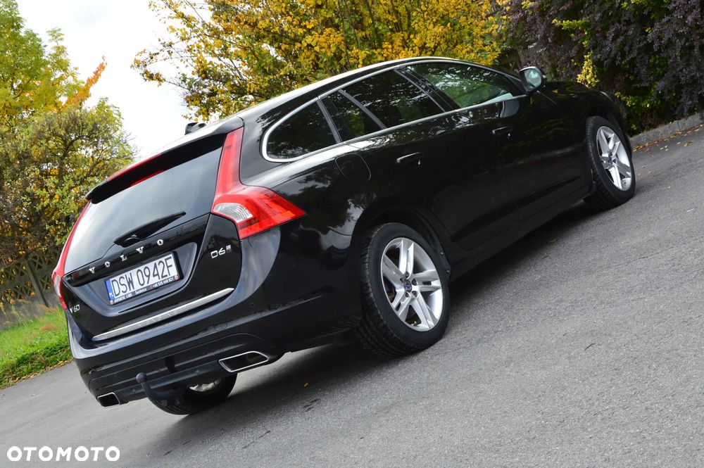 Volvo V60 D6 AWD Plug-in Hybrid Summum - 19