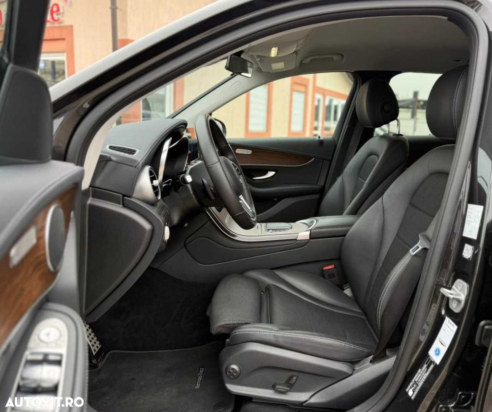 Mercedes-Benz GLC - 16